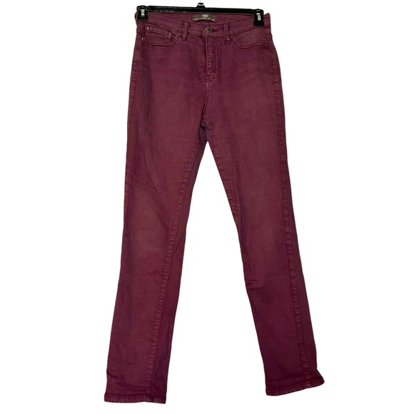 Women’s Wine Maroon 512 Perfectly‎ Slimming Skinny Levi’s Denim Jeans Size 8M - Picture 1 of 8